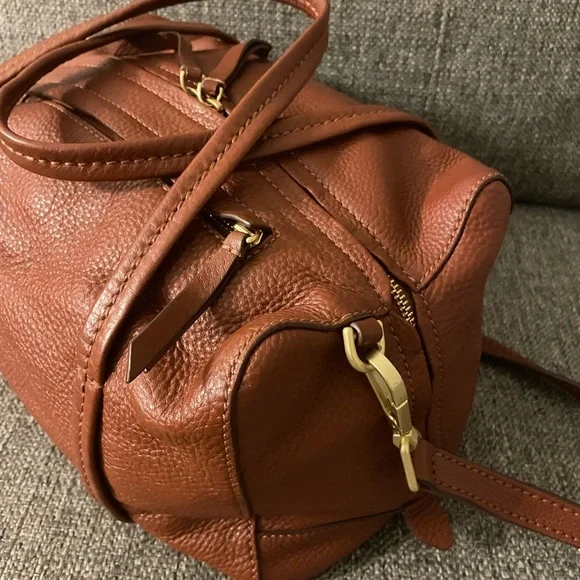 Vera Bradley "Mallory" leather satchel bag. - Picture 6 of 9